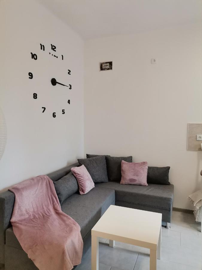 Apartman Maki Sombor Buitenkant foto